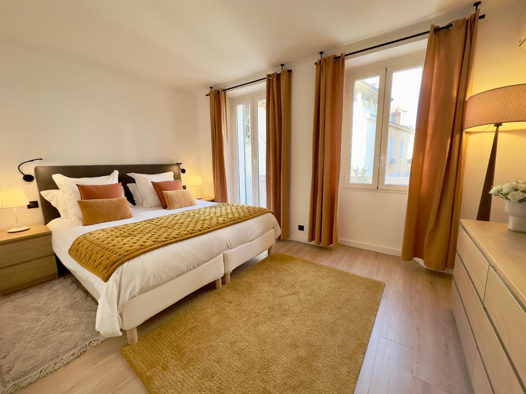 Luxueux 3 Pieces 80M2 - 2Ch - 2 Sdb - 1Mn Beach Croisette Cannes Exterior foto